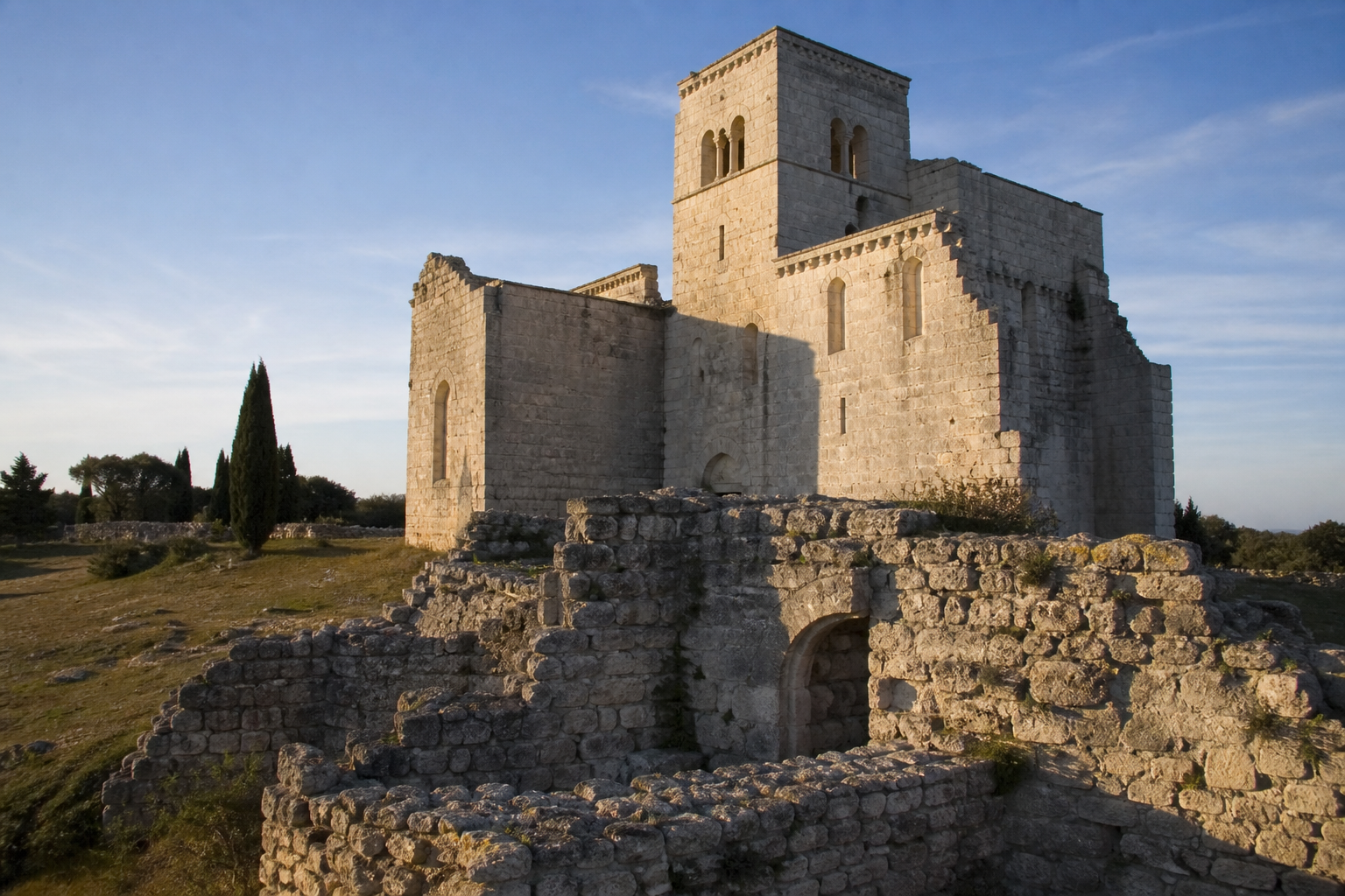 L’abbaye de Montmajour dévoile mille ans d’histoire provençale